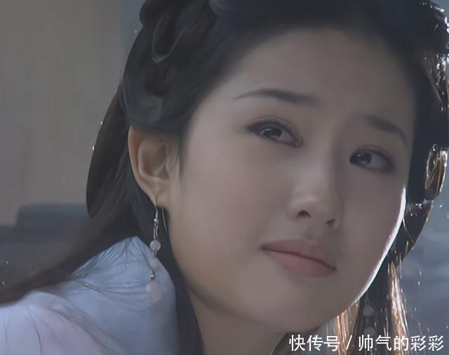 王语嫣的一往情深,慕容复真的看不见吗他到底喜不喜欢表妹