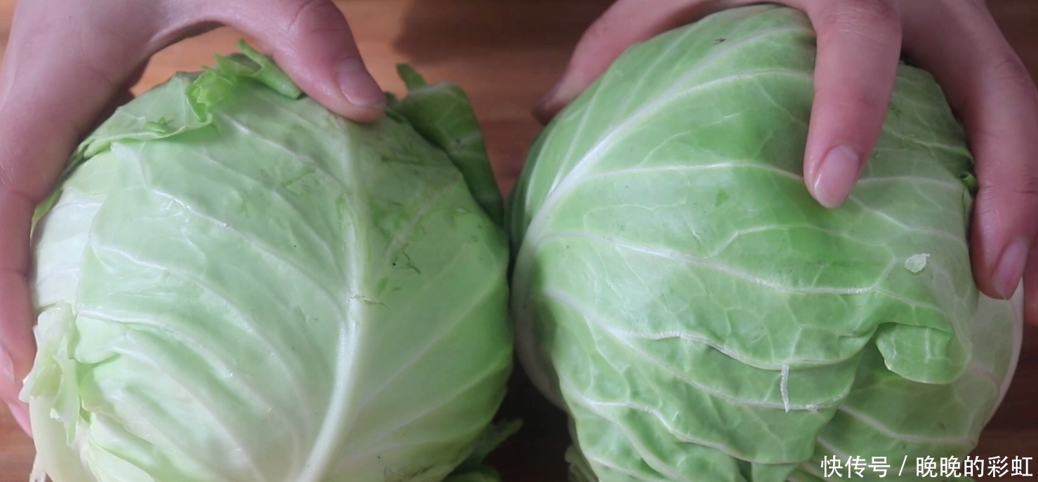 包菜简单又过瘾的做法,一顿2个不够吃,连吃一星期都不腻