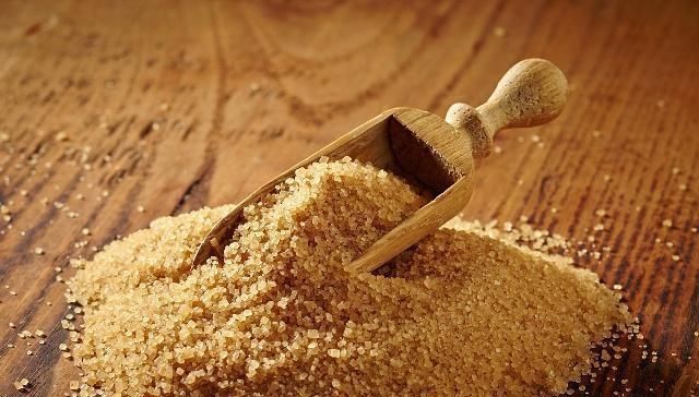 厉害|红糖扔进花盆中,原来这么厉害,现在知道还不晚,回家试试