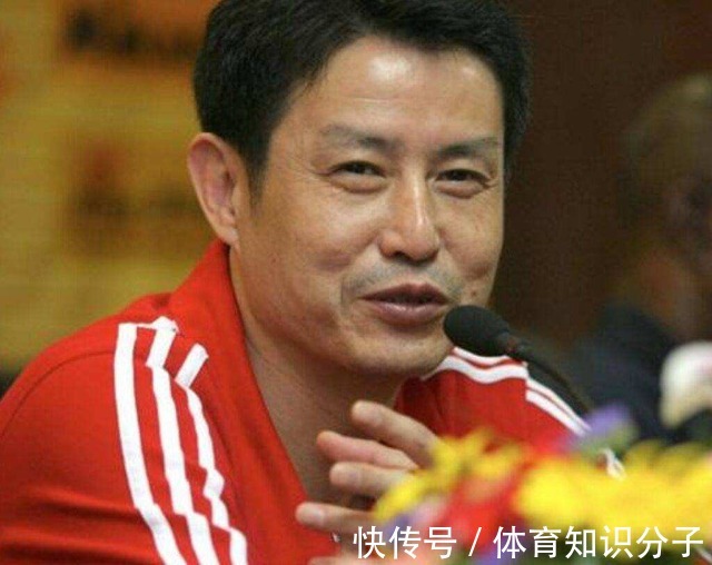 陪练员|女排陪练员陈忠和的情感路：前妻意外去世，后迎娶小11岁女排徒弟