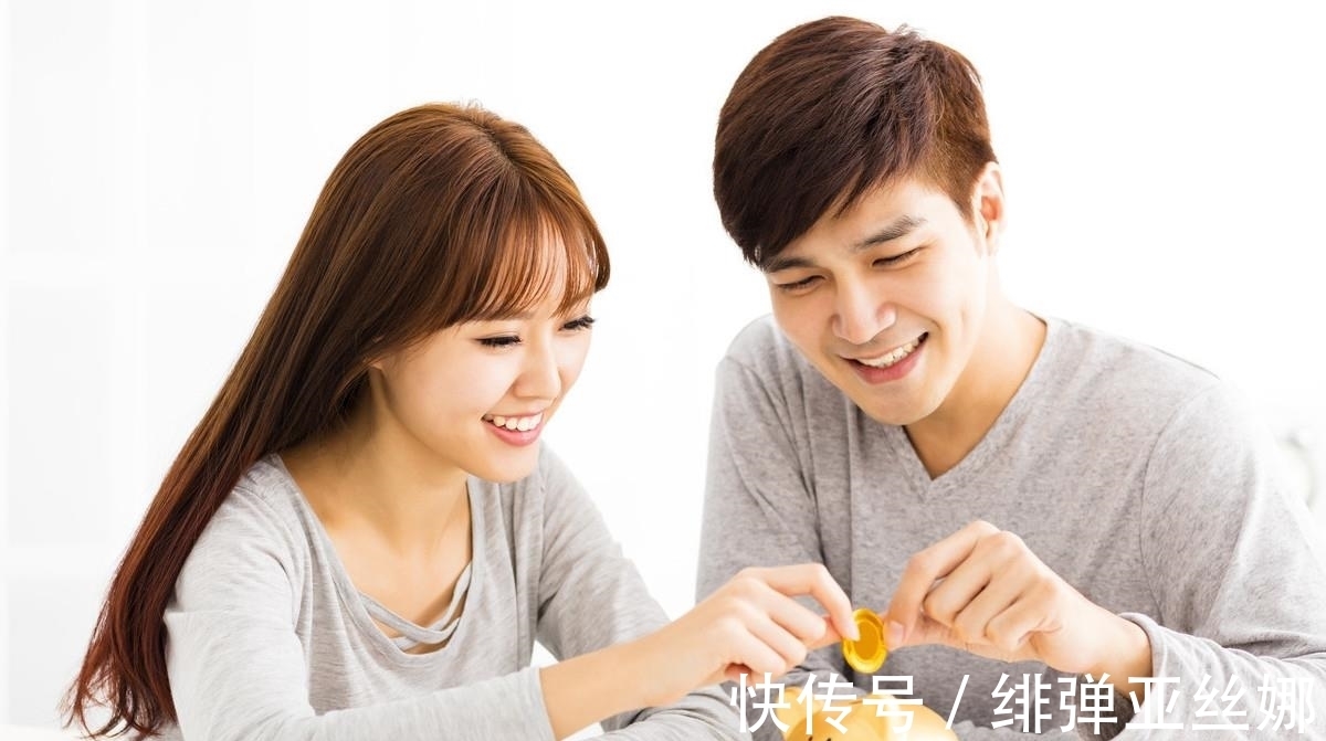 e20|姑娘招上门女婿,坚持生二胎后跟老公姓,老公带着家人回自己家住