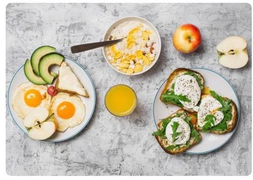 发病率|60岁后，体重应该保持在多少才健康？老年人应该怎样控制体重？