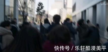 怪兽|特利迦奥特曼现在最缺的其实是严肃感，氛围远远比不上泽塔