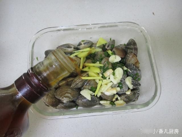 孩子|1分钟让花蛤吐净泥沙,这样做,鲜香味美,孩子还嫌我买少了