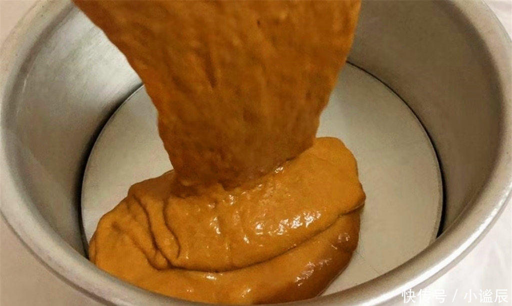 红糖发糕最好吃的做法,手不沾面,搅一搅,香甜蓬松