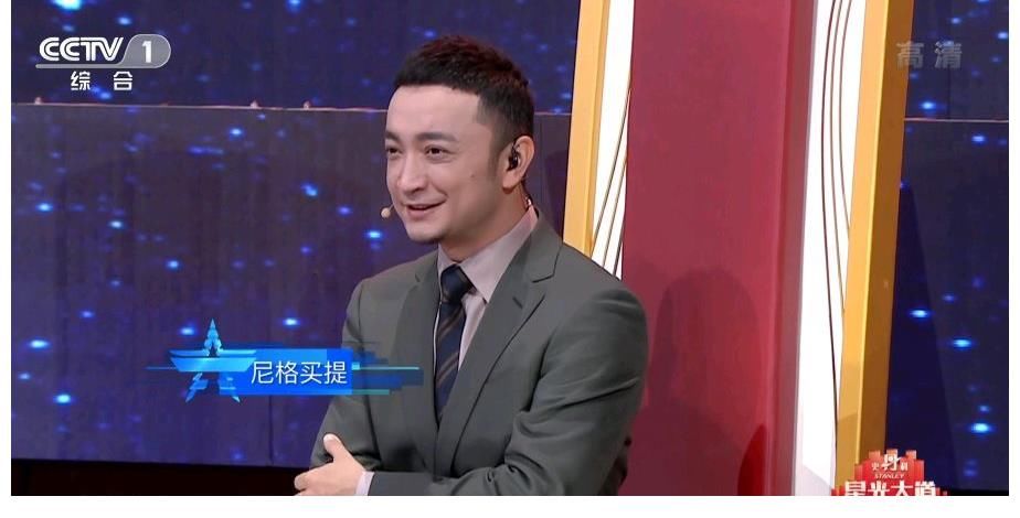 《星光大道》年度6强赛，朱迅私心太明显，守山大叔聂诗淘汰不冤
