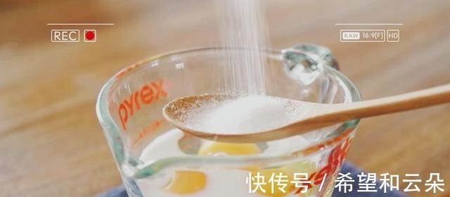 今天的早餐吃太撑了,米饭这样做,颜值高又美味,最后没管住嘴!