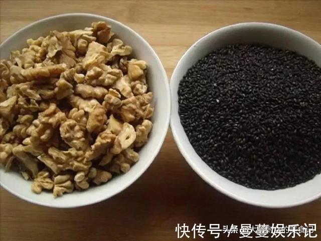 营养物质|38岁孙俪常吃黑芝麻，教你简单做法，每天早餐吃1勺，越吃越精神