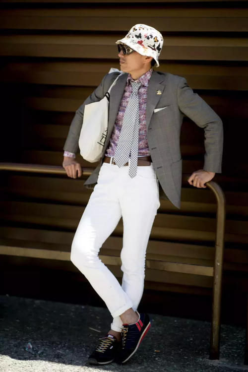 这才是今夏流行“配饰”的指南!瞧这4款,男士选对了就很酷