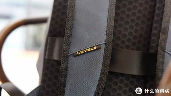 口袋|生活家 篇六十八：释放双手，追寻自由，地平线8号零感休闲双肩包