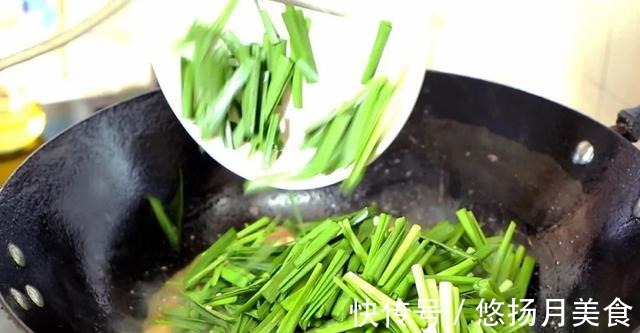 韭菜|豆腐这样做真是太好吃了,比吃肉还过瘾,鲜香微辣能吃三碗米饭!