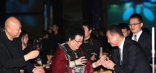 家具|中国最牛女富豪,靠“捡漏”文物发家致富,现身家525亿