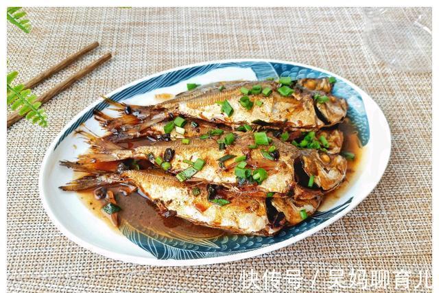 带鱼|入秋后,不管有钱没钱,多吃这4种海鱼,营养极高,孩子要多吃