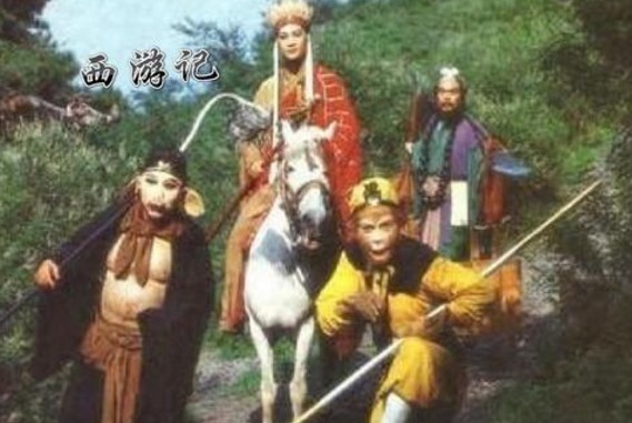 泰国$他是唯一把“如来佛”演活的人,去泰国旅游,发现佛画上是自己