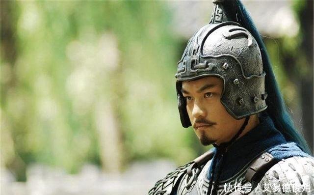 许褚|许褚单挑马超，能断其兵器，为何遇到赵云却不占优势