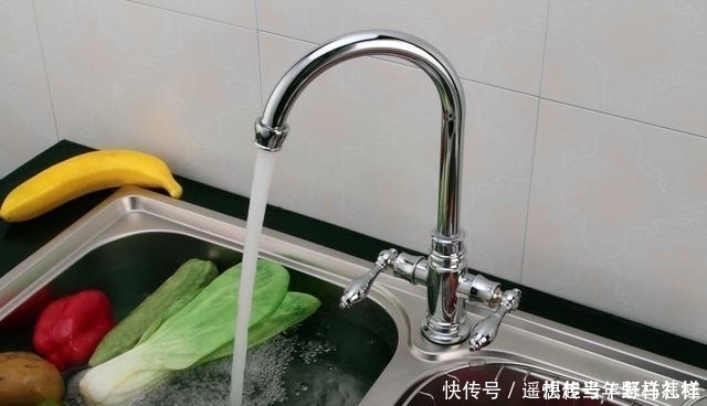 母乳喂养|三岁以下的婴幼儿,家长需要多加注意,铅中毒危害很大