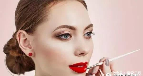 美妆博主|口红一抹就完事教你一些“心机”小技巧,唇红齿白不沾杯