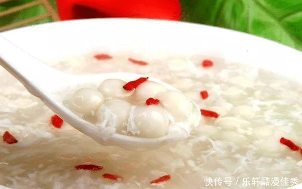 快到元宵节了,汤圆别再煮着吃,试试几种新鲜吃法,上桌就吃光