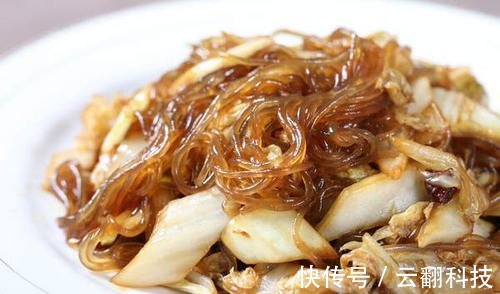 粉条一炒就成团?厨师长分享窍门,加上这1步,爽滑入味不成团