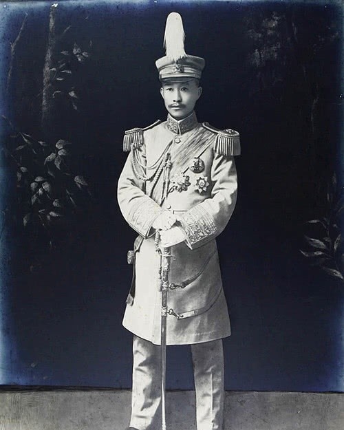 军刀|近代中国军刀,护国共和第一刀:铁血十八星军刀为何存世稀少