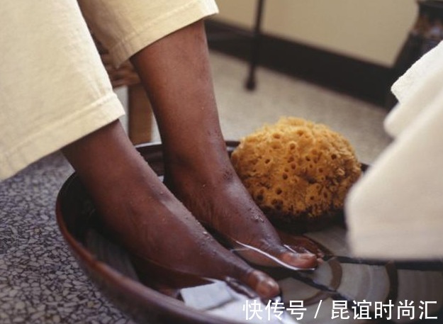 喝酒|113岁老人:抽烟喝酒不运动,他说长寿很简单,只需坚持一件事