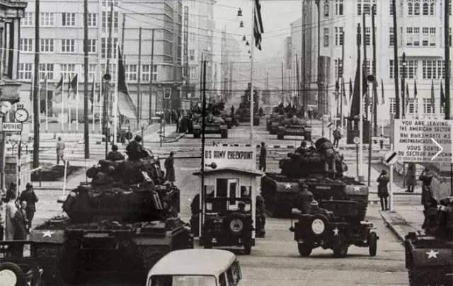 二战后|美国比苏联明显要强不少，为什么却一直处于冷战，不敢发生战争？