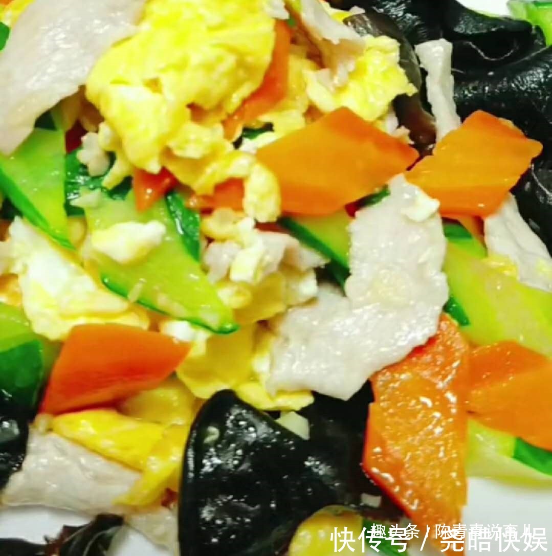 周末给娃娃安排的家常菜,五颜六色,荤素搭配,全家老少都爱吃
