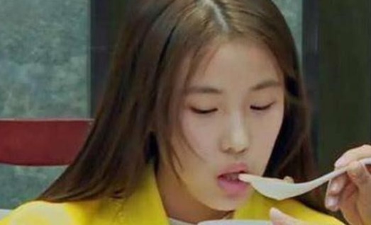 父母|变形记16岁巨婴每天花销过万,吃饭要人喂,现在变化很惊艳