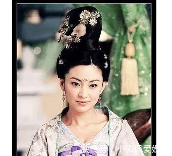 上官婉儿|大唐第一才女，上官婉儿，水性杨花还是身不由己