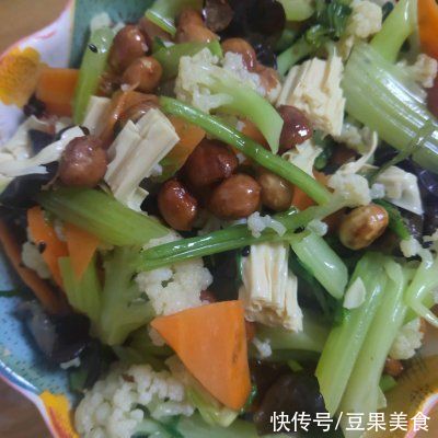 超级简单的自制凉菜～素什锦，赶快get起来