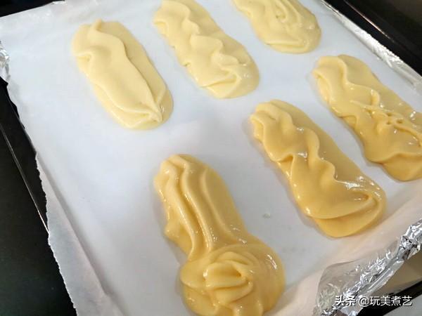 空心泡芙，填入芒果冰淇淋，果酸成了甜蜜的幸福桥梁