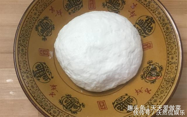 配方|炸油条加酵母是不完全对的,老阿姨教你正确配方,蓬松酥脆太香了