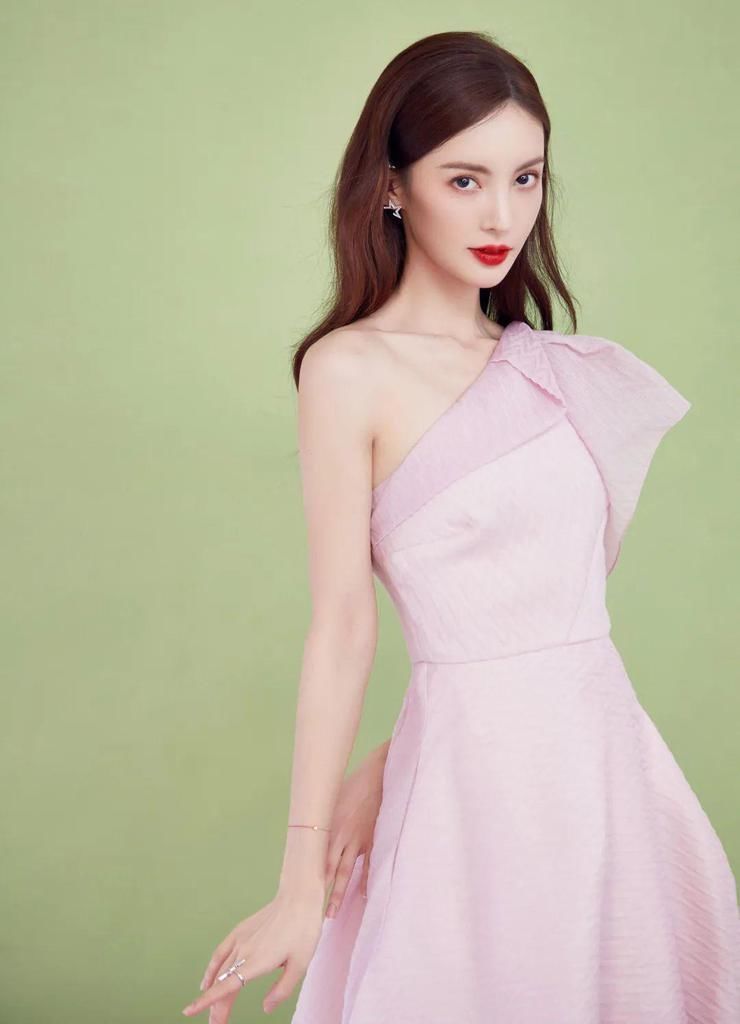 隐秘而伟大_【隐秘而伟大的最新文章和图片】( 1 )-六月明星网