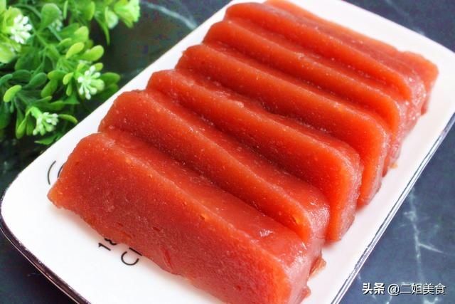 秋天|秋天山楂便宜，买几斤在家做山楂糕，酸甜可口，不用出去买