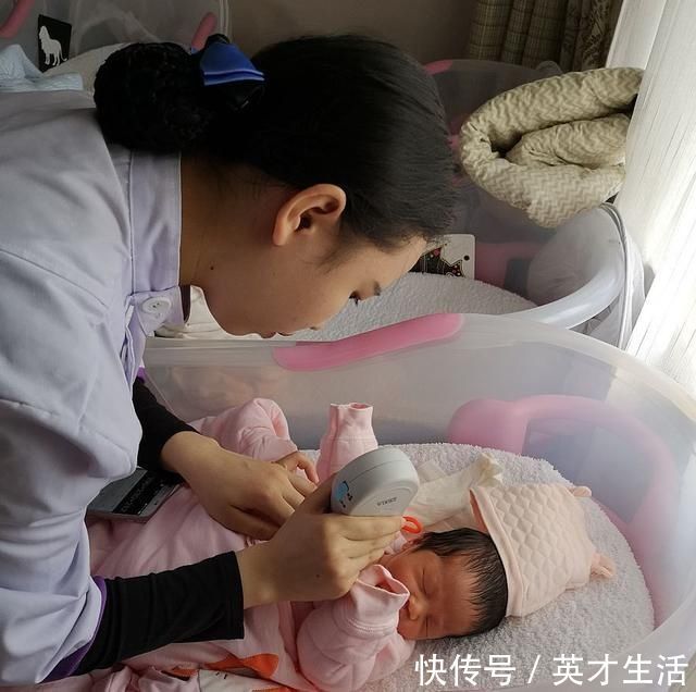 宝妈|坐月子,有必要花一万块钱请个月嫂吗?过来人:还真别只心疼钱