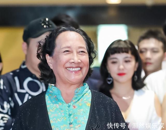 “我不帮女儿带孩子，并不是重男轻女”70岁母亲说出原因，很心疼