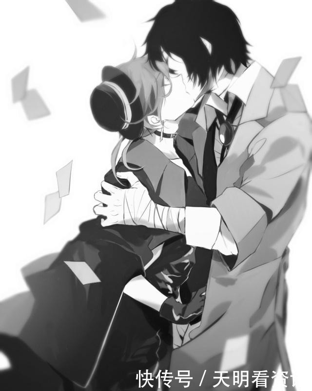 文豪野犬太宰治和中原中也之间表面针锋相对,实则暗里调情