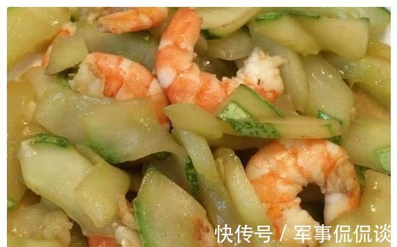 蔬菜|女性在怀孕时，有3种食物多吃会造成体内毒素累积，影响宝宝发育