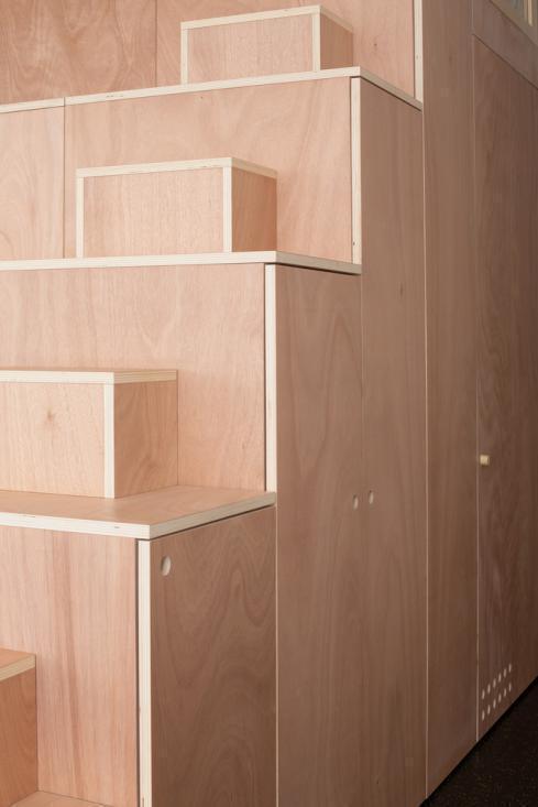 学区|为了2个孩子,她坚持买下55㎡学区房,无客厅,靠楼梯有了3间卧室