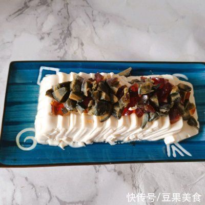 凉拌皮蛋豆腐|爆好吃！吃这菜凉拌皮蛋豆腐，米饭你得多备点