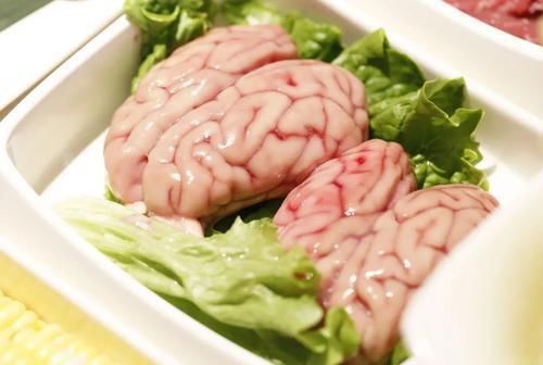 高脂血症|胆固醇高的人,鸡蛋、猪蹄和牛奶,三者哪个可以吃?望你早了解