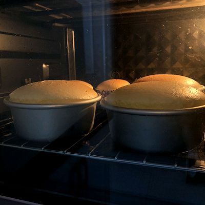 简约款小清新奶油蛋糕