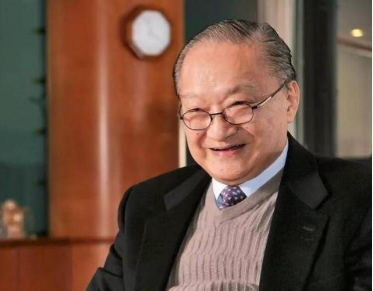 段誉$段誉坐拥多门神功,能否击败张无忌?看看二人的实战你就明白了