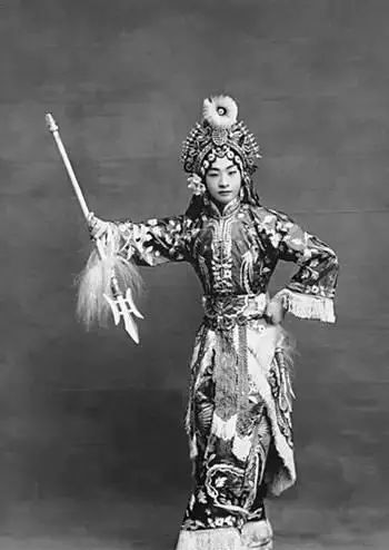 女强人|梅兰芳、程砚秋、荀慧生、尚小云扮演过哪些女强人