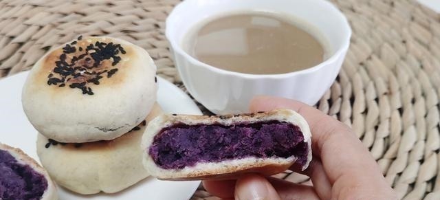 手把手教你做“无油、无糖”的“紫薯全麦饼”，营养好吃，又低脂！