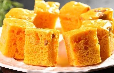 南瓜鲜甜软糯，蛋奶滑嫩爽口，发糕营养美味，这样的甜点超美味的