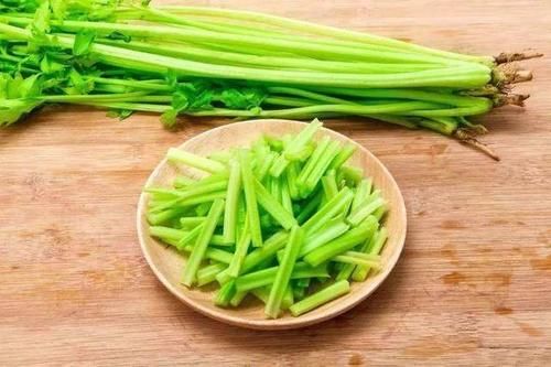 冬季养生正当时，推荐几种食物，益气健脾，厚补胃肠，延缓衰老