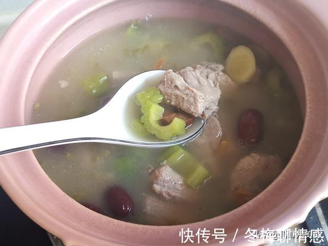 滋补|夏天最该喝这汤，不是银耳汤也不是莲子汤是它，滋补解暑，喝不够