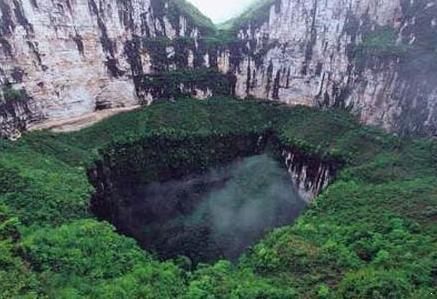 最大的天坑，就位于国内的这座小城，游客见了无不赞叹