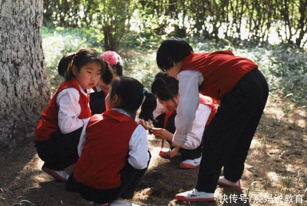 学生|为什么女生不能光膀子?小学生答案“误伤”妈妈，逗笑一众网友